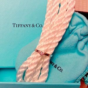 💙 Tiffany & Co. Paloma Piccaso diamond heart ring in BOX! Reasonable offers 🤗